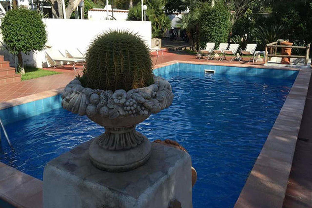 Hotel Villa Al Parco Forio di Ischia エクステリア 写真