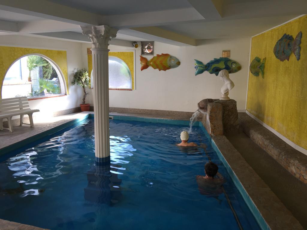Hotel Villa Al Parco Forio di Ischia エクステリア 写真